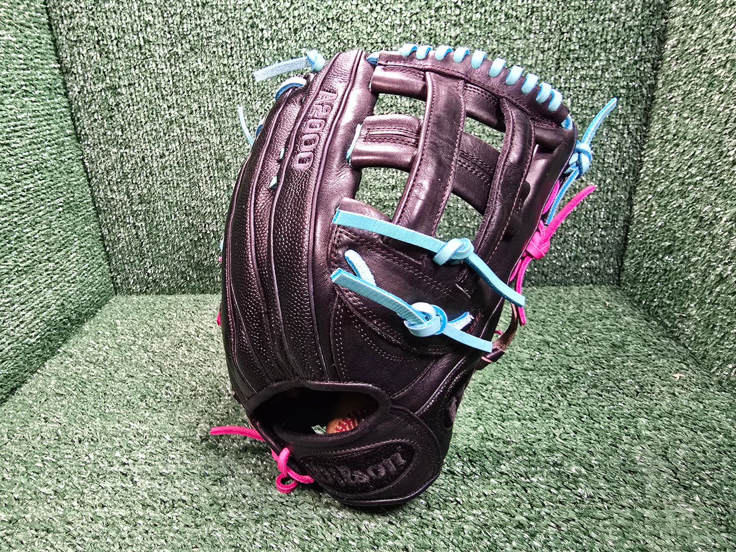 Wilson A2000 1799 – 12.75" Outfield Glove (Custom Turquoise & Pink Relace)