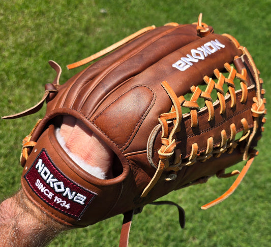 Nokona Walnut W-1275 RHT 12.75" Glove