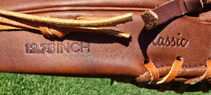 Nokona Walnut W-1275 RHT 12.75" Glove