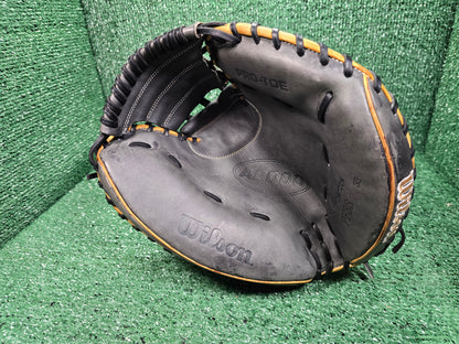 A2000 Pro Stock PF33 Catcher's Mitt - Excellent Condition