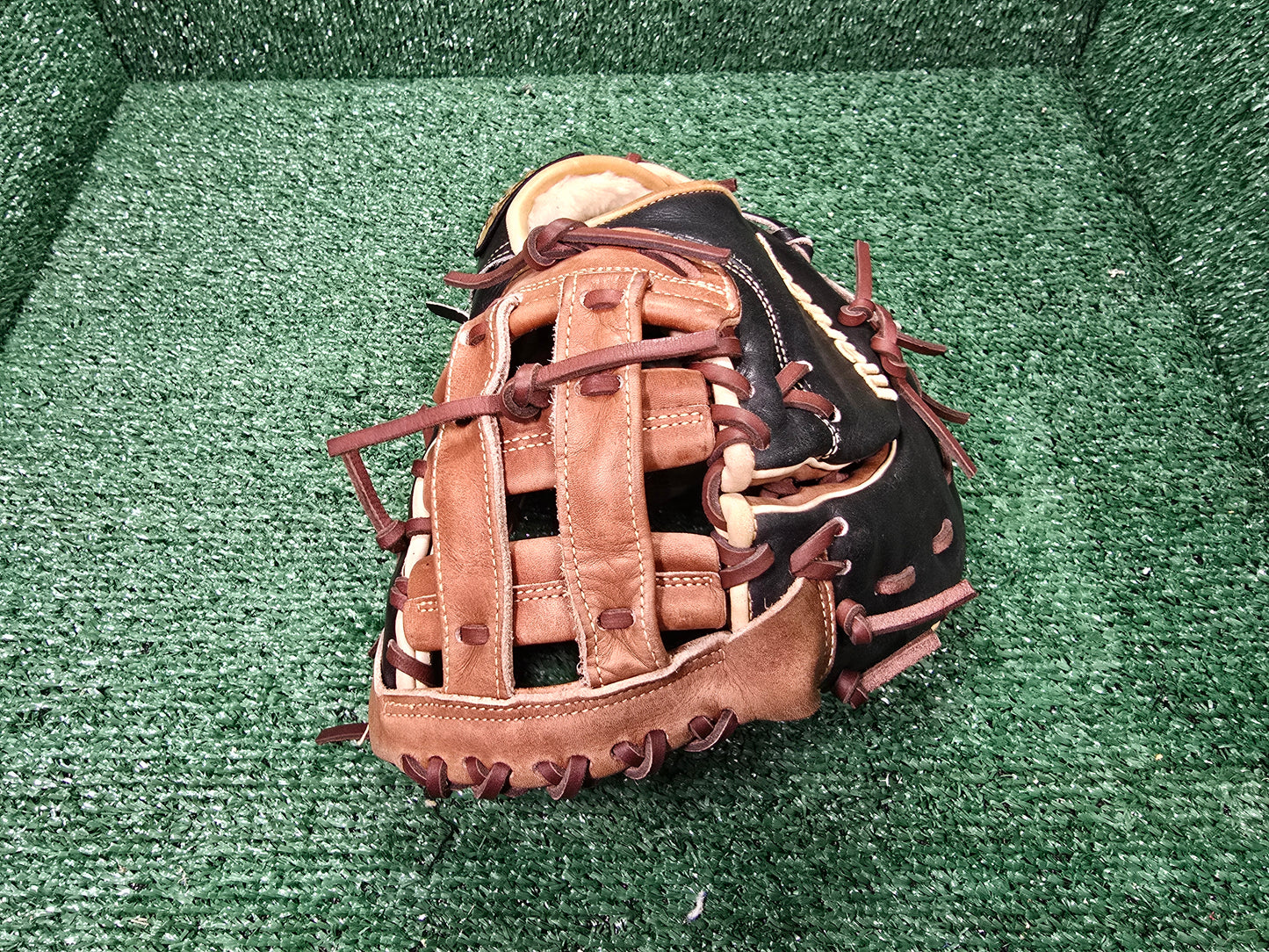 Marucci HTG Series 12.5" First Base Mitt - Cleaned, Conditioned, Re-laced